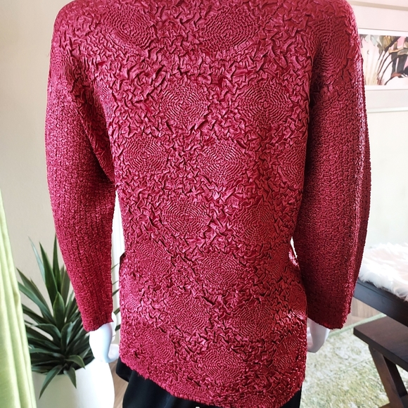 RAFAEL Essential Poly Stretch Rouching Top with Red Sequins. - Picture 5 of 10